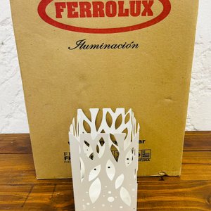 Lote #023 – 12 Paragüeros de metal Ferrolux – 13x13x20 - imagen 3