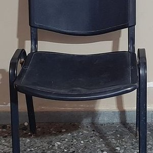 Silla Negra de Caño y Banqueta Tapizada - imagen 2