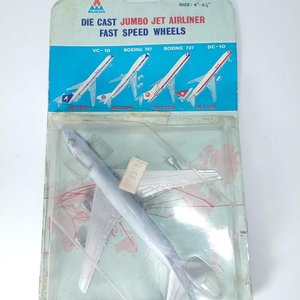Avión a Escala Boeing 747 Jumbo Jet Die Cast Metal Tintoys - imagen 5