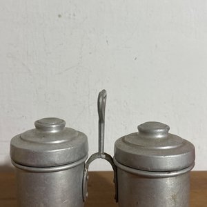 Lote anterior: Set de Dos Recipientes de Aluminio con Tapa