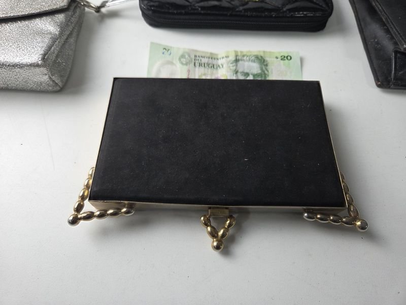 Gran lote de carteras y bolsos de alta calidad - imagen 4