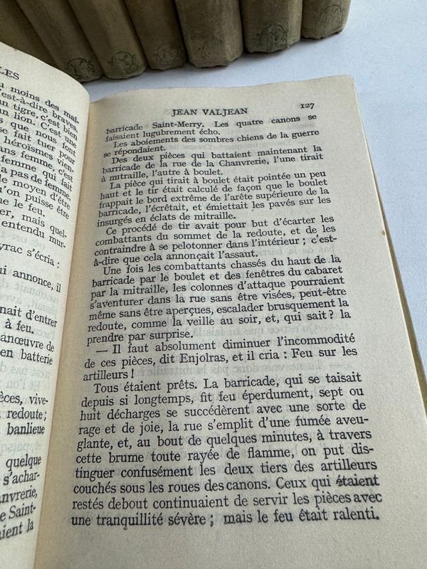 Libro de Victor Hugo: Los Miserables, Tomo Cuarto - imagen 5