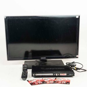 Lote siguiente: Televisor Samsung de 32" con DVD y Control Remoto
