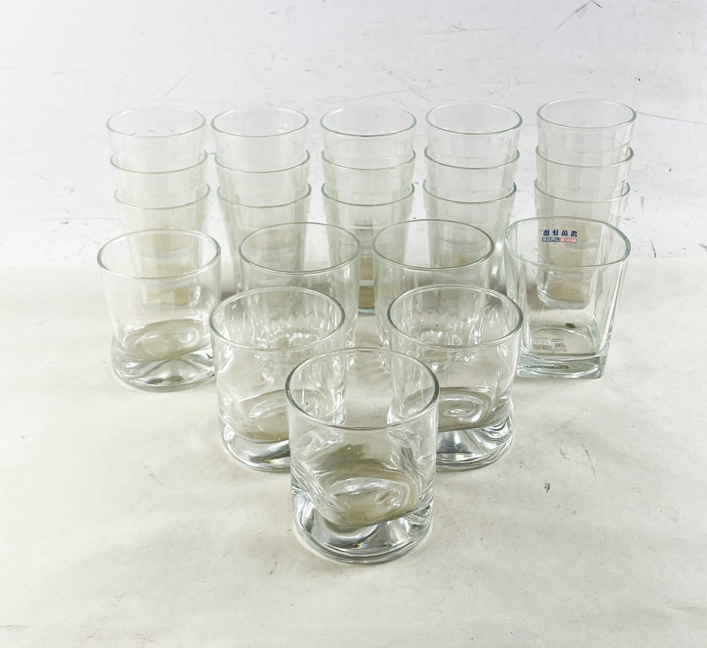 Lote de 19 Vasos Hialinos Transparentes de Vidrio