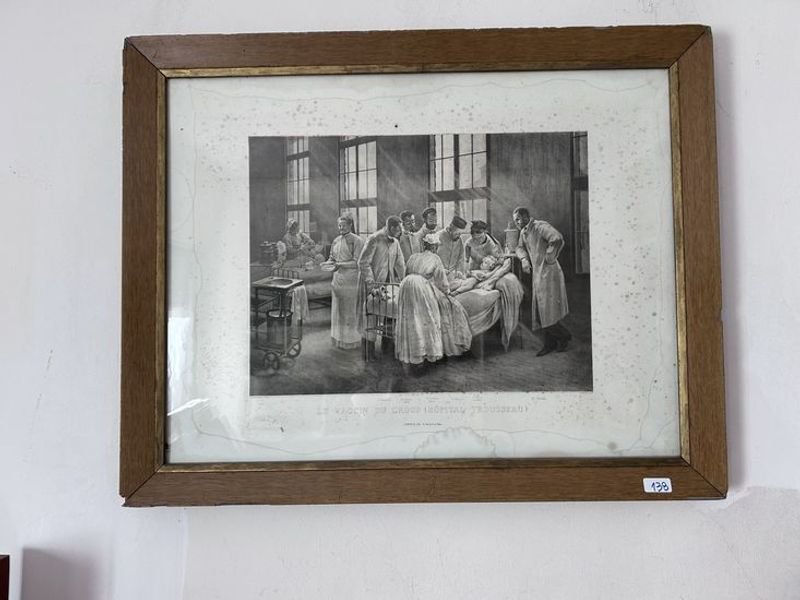 Lote anterior: CUADRO LE VACCIN DU CROUP HOSPITAL TROUSSEAU PARIS MARCO DE MADERA PASPARTU C/HUMEDAD