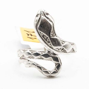 Lote siguiente: Anillo de Plata Diseño Serpiente
