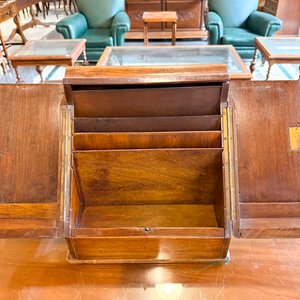 Escritorio Antiguo de Madera con Cajones y Organizador - imagen 4