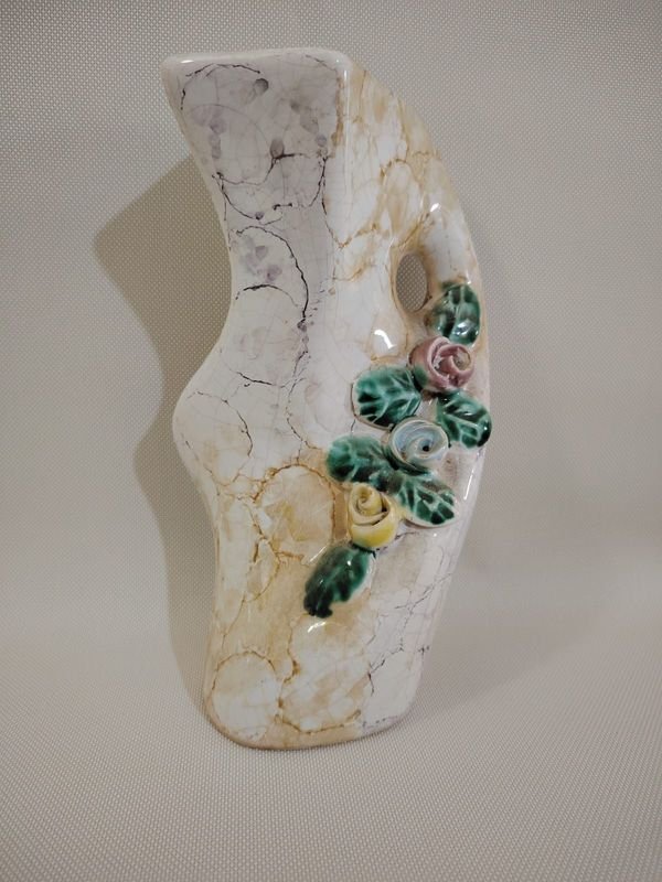 Lote anterior: Jarrón de porcelana torneado, altura 22 cm