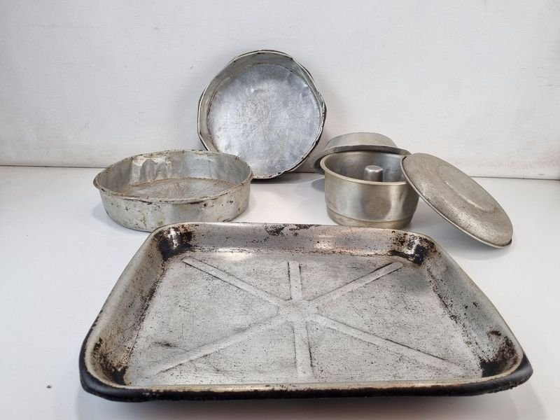 Lote anterior: Conjunto de Asaderas y Molde de Metal