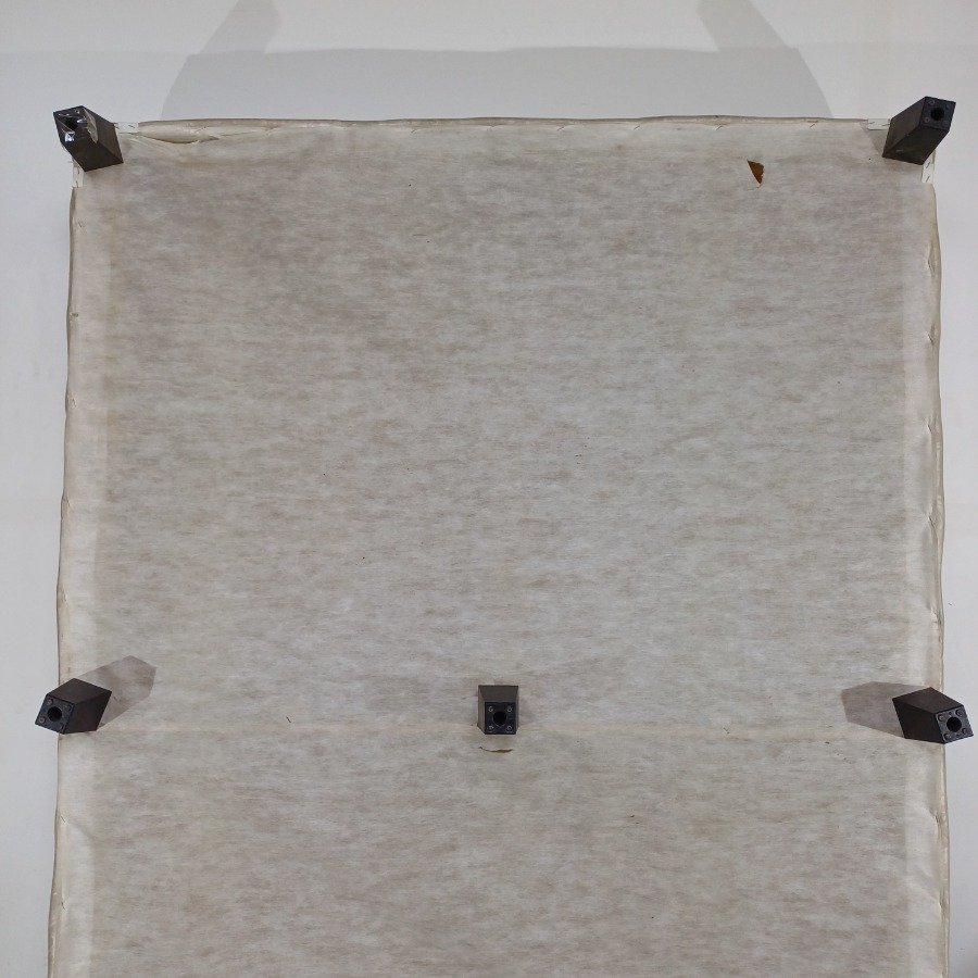 Caja para sommier con rotura en el forro y 7 patas - imagen 8
