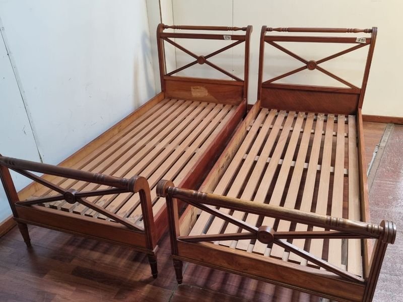 Item 889986 - Image 1