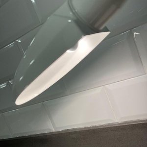 Lámpara de Escritorio Moderna Blanca con Brazo Flexible - imagen 2
