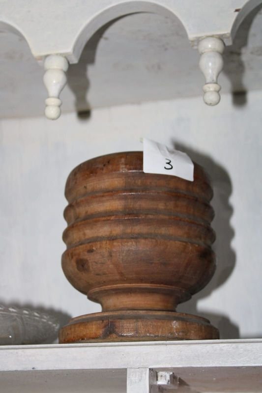 Mortero de madera en buen estado - imagen 1