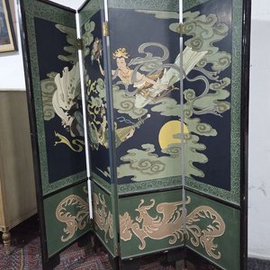 Biombo Chino Decorado a Mano con Figuras Celestiales y Dragones - imagen 4