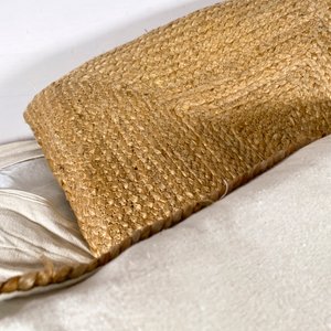 Cuatro Almohadones de Ratan y Tela Natural - imagen 3