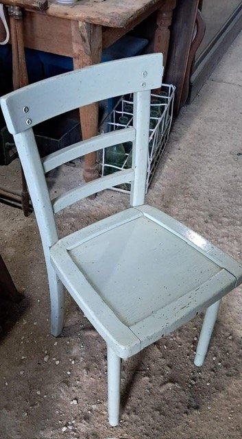 Lote siguiente: Silla de bar antigua