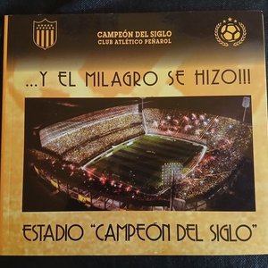 Libro "...Y el milagro se hizo!!! Estadio Campeón del Siglo" - Club Atlético Peñarol - imagen 1