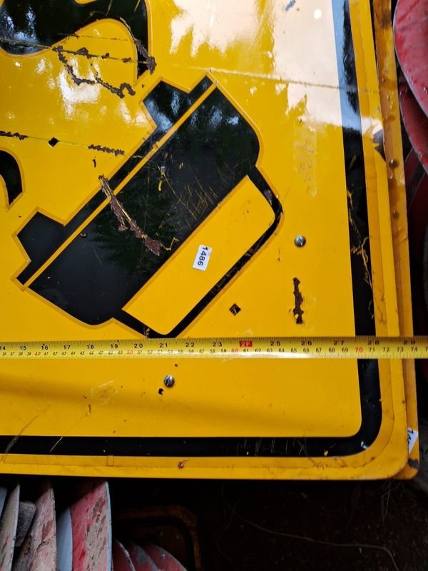 Item 886085 - Image 1