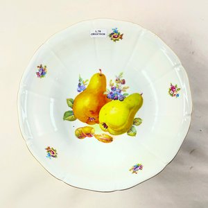 Lote siguiente: Ensaladera de Porcelana Alemana con Diseño de Frutas y Borde Dorado