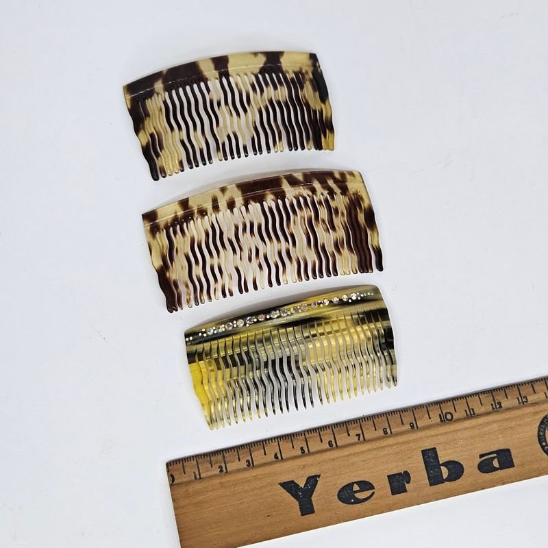 Peinetas con diseño de animal print