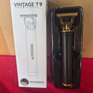 Lote anterior: Máquina Corta Barba Vintage T9 Profesional