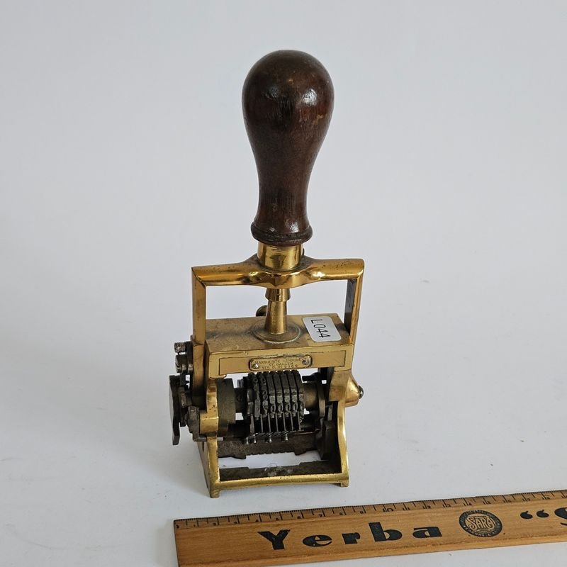 Item 873953 - Image 1