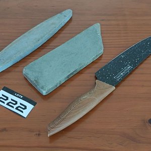 Lote siguiente: Cuchilla de Cocina Royalty Line Hoja Oscura Texturizada Antiadherente con Piedras de Afilar