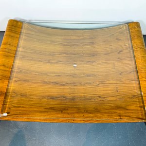 Mesa de Diseño Curva en Madera y Cristal Biselado - imagen 2