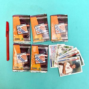 Lote siguiente: 5 Sobres Cerrados de Figuritas "World Cup USA 94" Upper Deck
