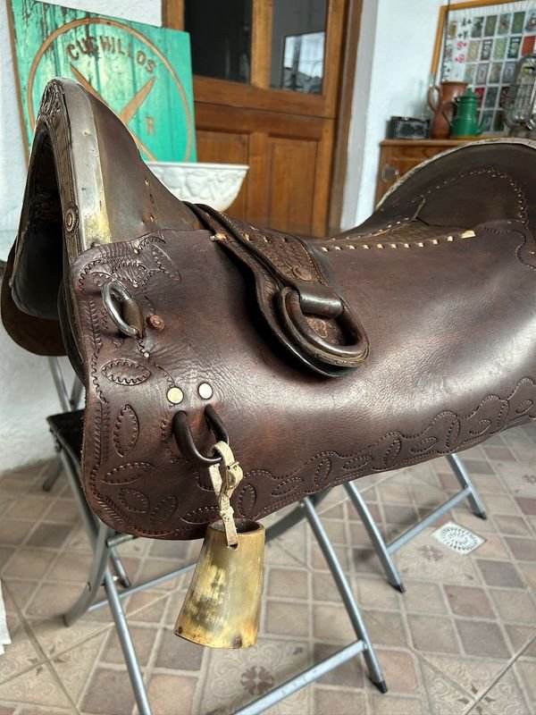 Montura de cuero para caballo en excelente estado - imagen 10