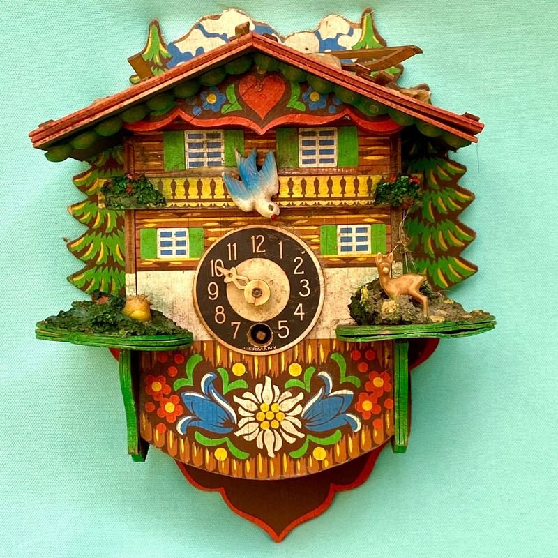 Reloj de pared alemán para restaurar con diseño pintado a mano