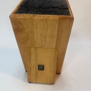 Soporte de Mesa para Cuchillos de Madera con Logo Zwilling - imagen 2