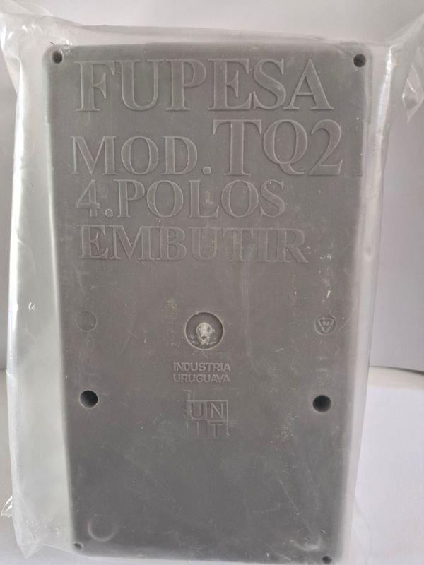 Tablero Embutir para 2 TQ, Transparente - imagen 2
