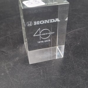 Pisapapeles de Acrílico Honda 40 Años Uruguay 1979-2019 - imagen 5