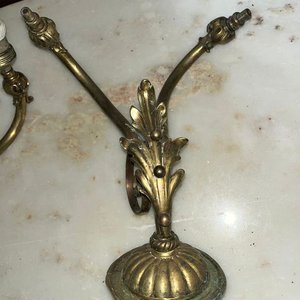 Par de Lámparas de Pared de Bronce Estilo Clásico - imagen 2