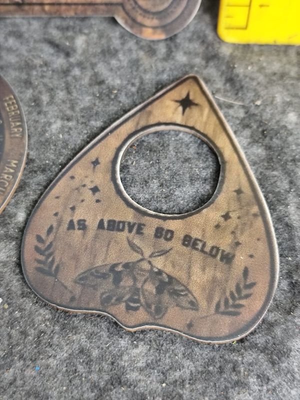 Tabla Ouija Completa 4 Piezas Madera Fina con Planchas y Puntero