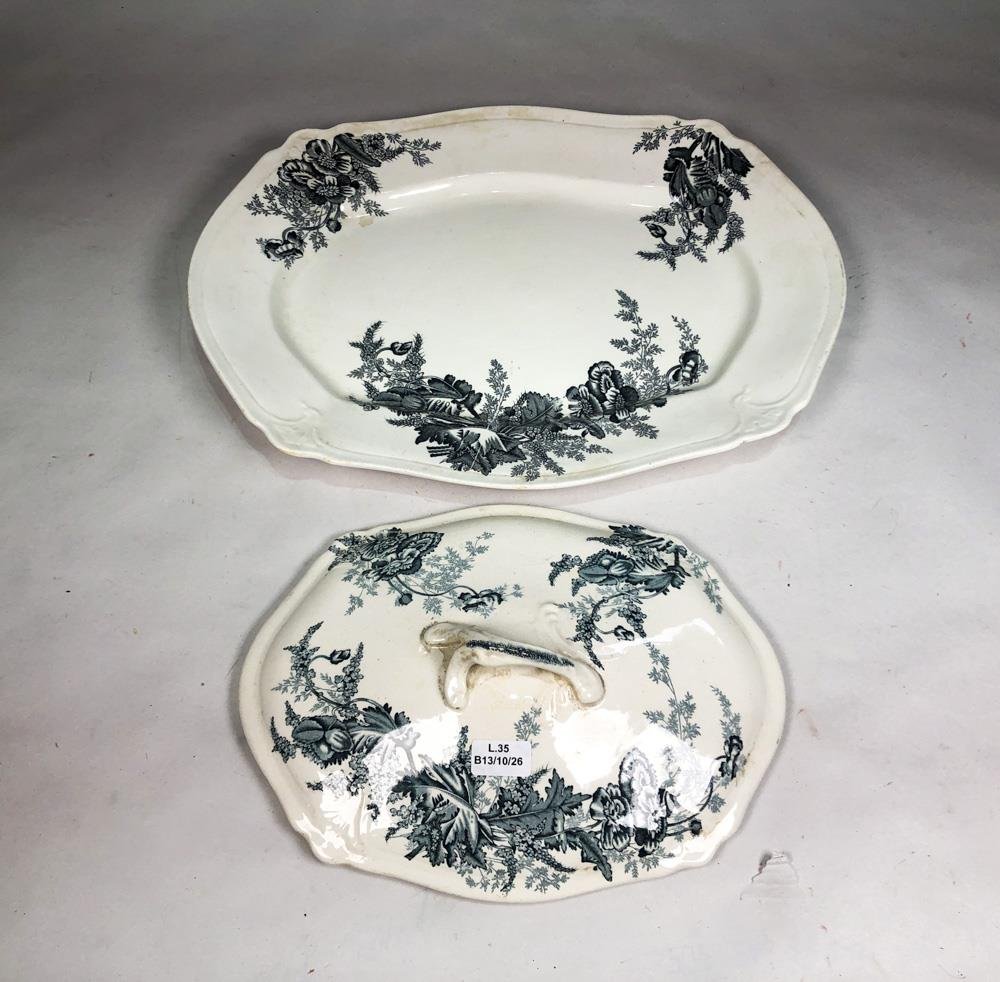 Fuente y Tapa de Porcelana Inglesa Johnson Bros con Monograma Floral