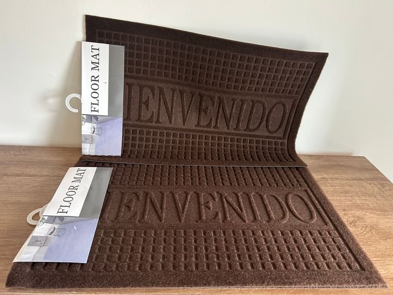 Alfombras de bienvenida nuevas