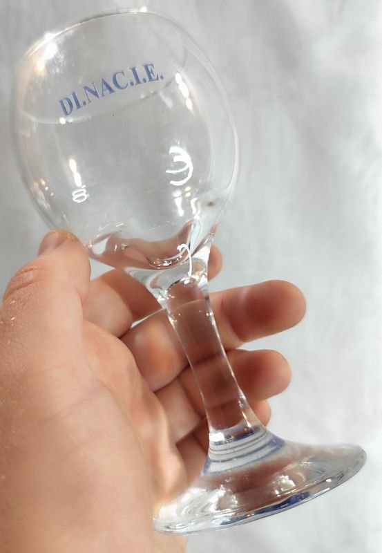 Cajas con copas de vino DINACIE - Excelente condición - imagen 2