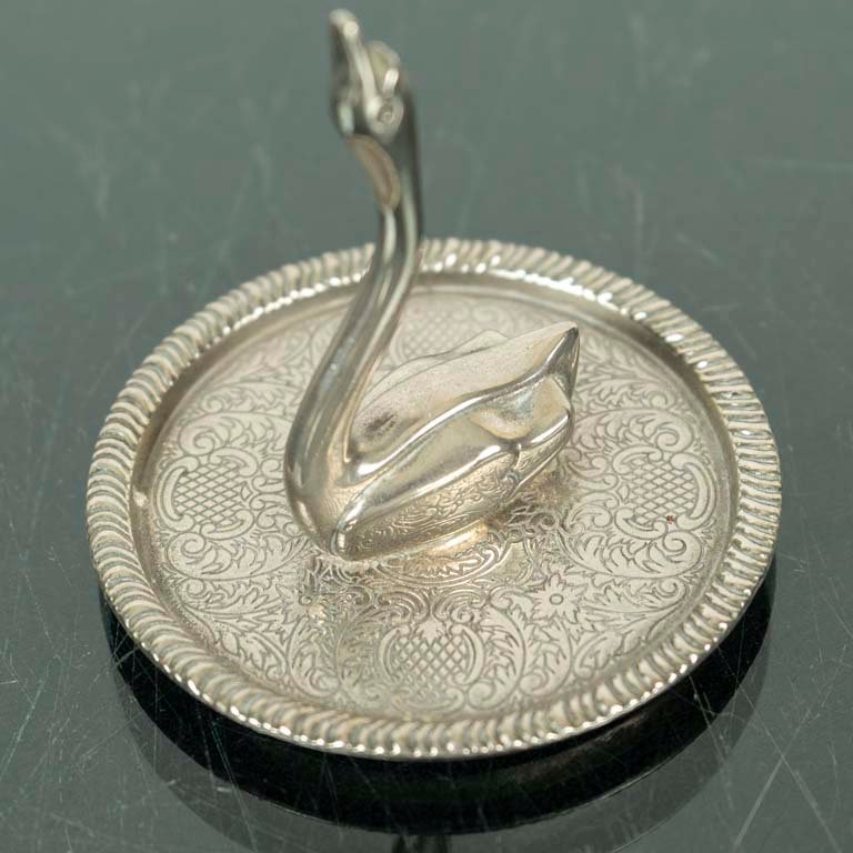 Item 2104016 - Image 1