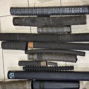 Lote de Caños y Mangueras Flexibles de Goma y Plástico - imagen 6