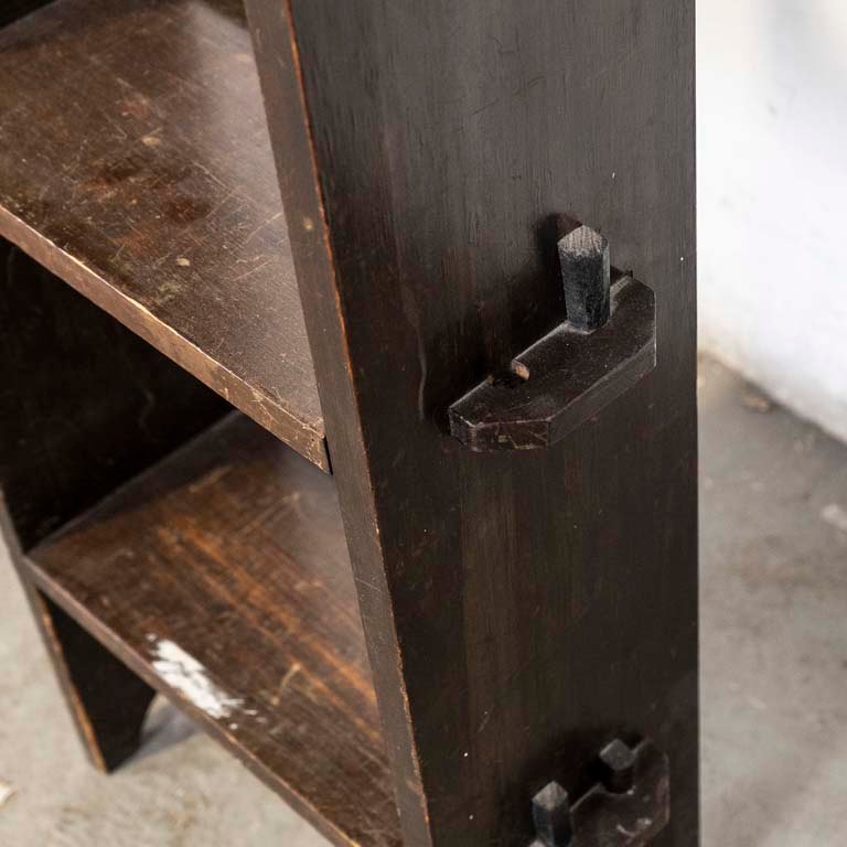Estante de tres niveles en madera - imagen 3