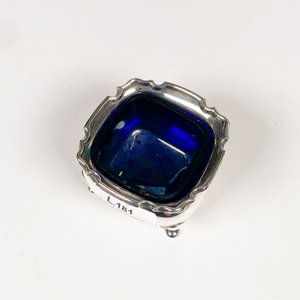 Salero de Plata Inglesa con Cucharita y Cristal Azul - Mappin & Webb - imagen 3