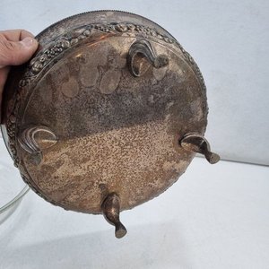 Fuente de Vidrio con Soporte Metálico Plateado Ornamental - imagen 5