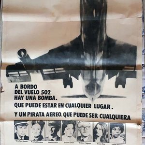 Lote siguiente: Poster Original "Vuelo 502 en Peligro" (Skyjacked) - Charlton Heston - 1972