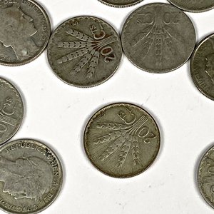 Veinte Monedas Uruguayas de Plata "Chanchitas" - imagen 3