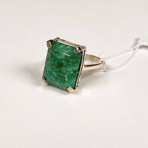Anillo de Oro con Piedra Raíz de Esmeralda Rectangular - imagen 1