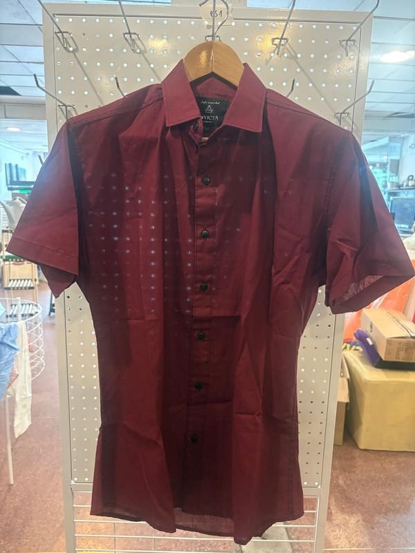 Lote anterior: Camisa Manga corta Talle M