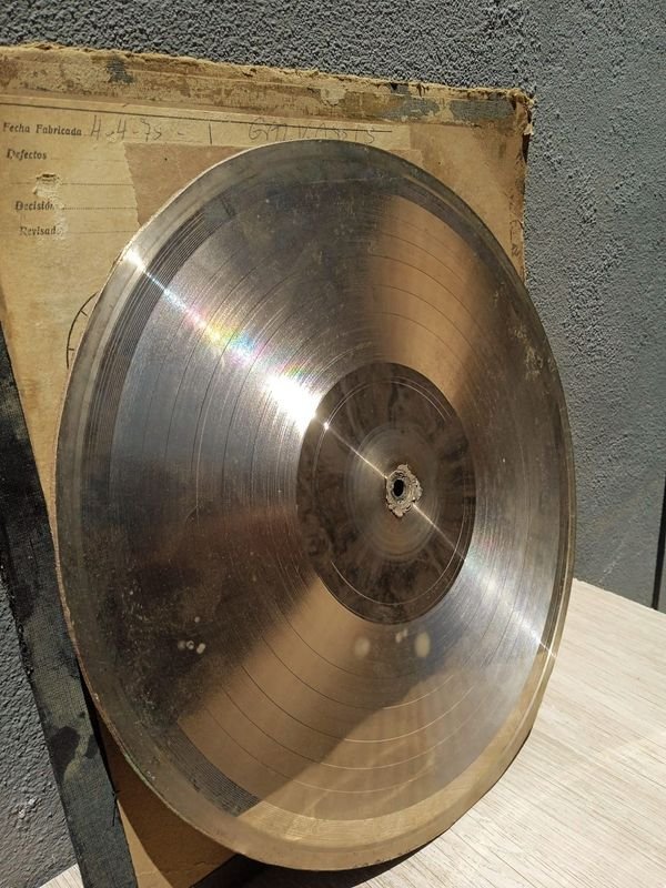 Lote 86: Disco Master Original Primera Grabación para el Disco de Vinilo Fecha 1975 - imagen 2