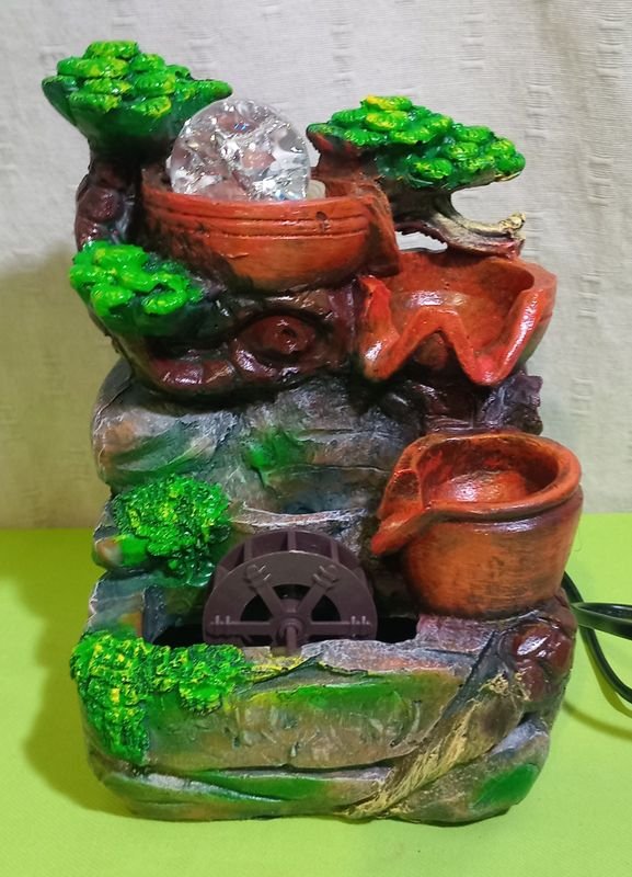 Fuente de Agua Decorativa con Luz y Rueda de Molino